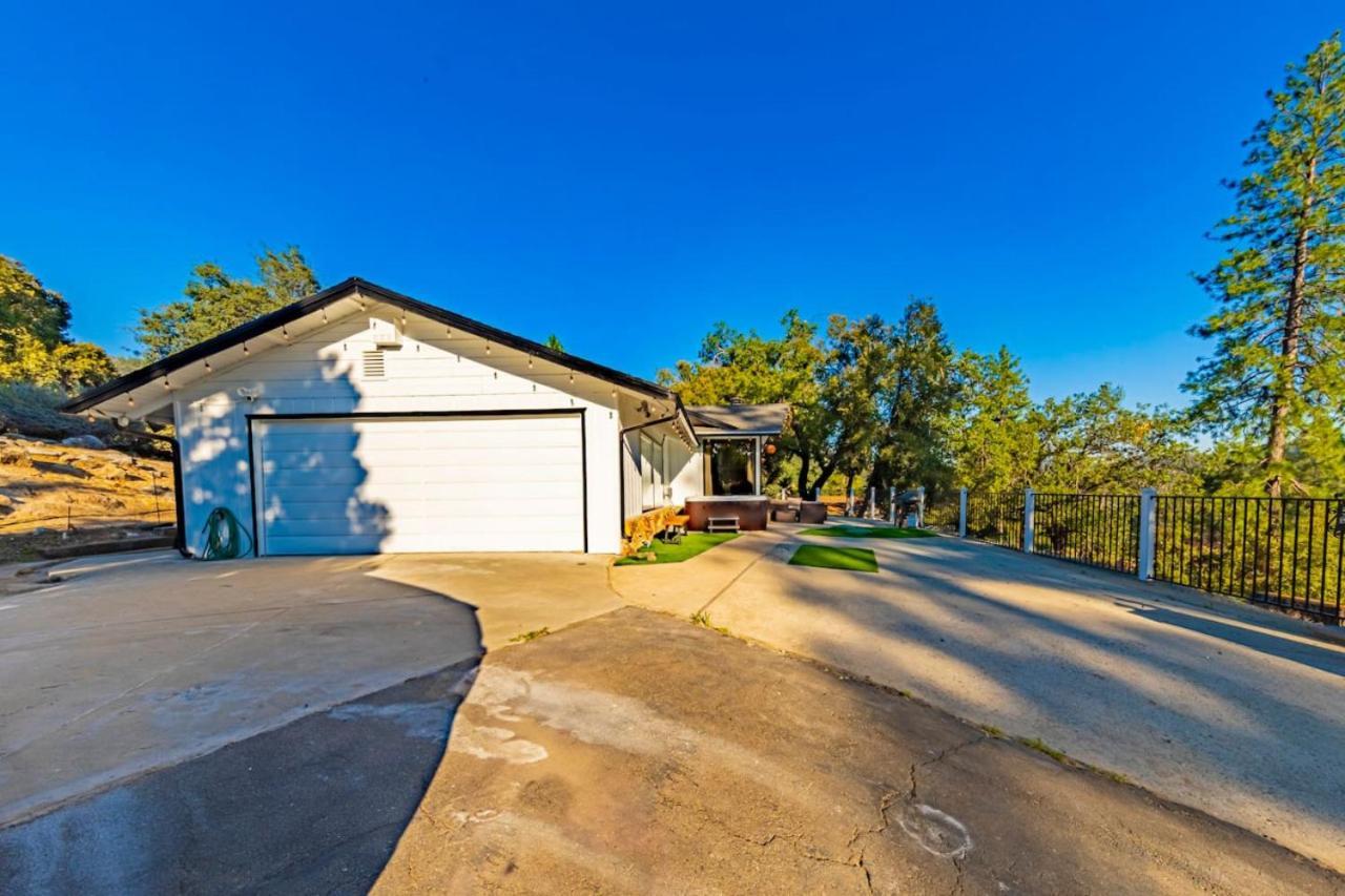 Hillside Gardenview Getaway With Hot Tub And Pool Table Villa Oakhurst Exterior photo